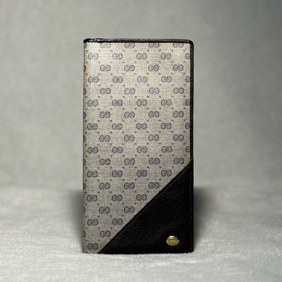 Authentic Gucci Micro GG Billfold - Picture 1 of 9